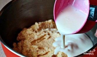Пирог из прокисшего молока - фото шаг 5