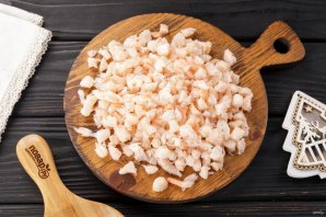 Салат слоеный с креветками - фото шаг 7