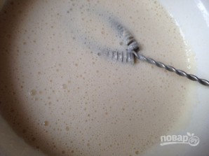 Тонкие простые блины на молоке - фото шаг 4