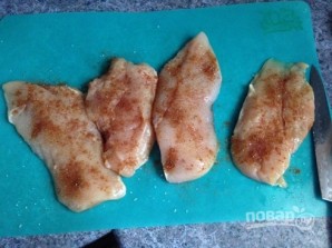 Сэндвичи с фасолевым пюре и куриным мясом - фото шаг 1
