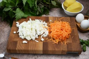 Борщ из крапивы - фото шаг 3