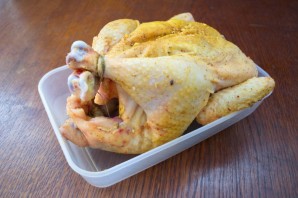 Курица под соусом в духовке - фото шаг 3