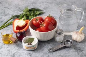 Сладкие помидоры в литровой банке на зиму - фото шаг 1