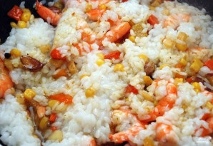 Рис с креветками и овощами - фото шаг 3