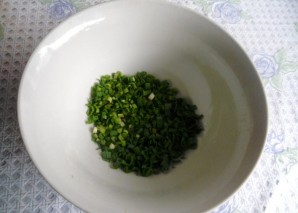 Сырный салат с чесноком - фото шаг 1