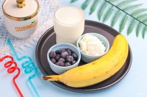 Смузи с творогом - фото шаг 1