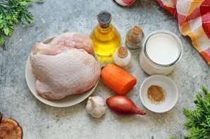 Тушеные куриные бедра - фото шаг 1