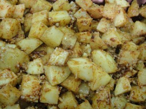 Картофель в духовке с пармезаном - фото шаг 4