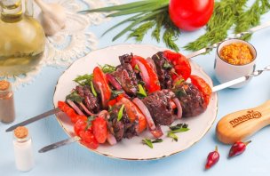 Шашлык из говядины в духовке - фото шаг 10