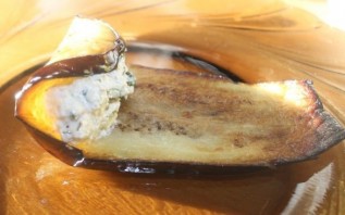 Баклажаны с орехами и сыром - фото шаг 7