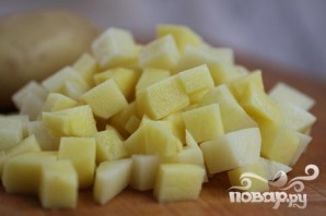 Салат с жареным картофелем - фото шаг 1
