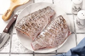 Караси в духовке - фото шаг 4