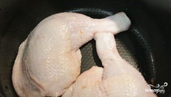 Тушеные куриные ножки в мультиварке - фото шаг 1
