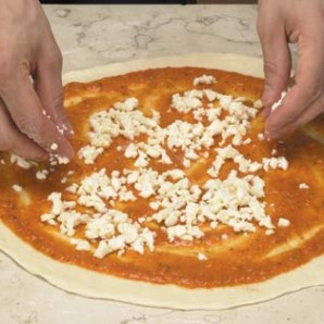 Пицца Margherita - фото шаг 4