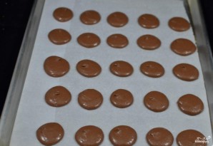 Шоколадные макаруны - фото шаг 6