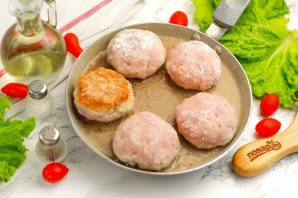 Домашние котлеты из фарша - фото шаг 7