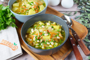 Суп с фасолью и огурцами - фото шаг 12