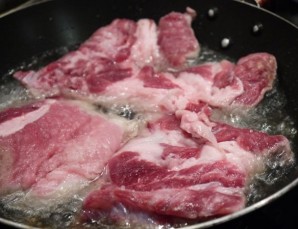 Мясо в брусничном соусе - фото шаг 4