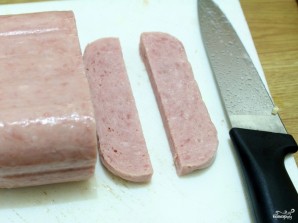 Роллы с колбасой - фото шаг 1