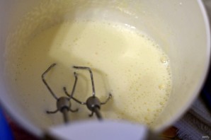 Кекс на сметане и сгущенном молоке - фото шаг 1