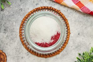 Наливка из брусники - фото шаг 3