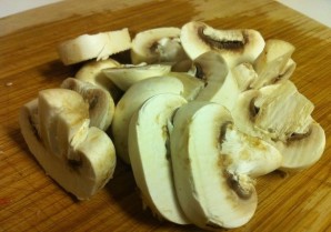 Жареные грибы с помидорами - фото шаг 4
