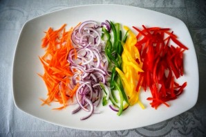 Овощной салат с филе сельди - фото шаг 2