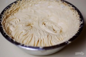 Торт с миндалём и солёной карамелью - фото шаг 10
