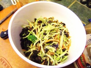 Салат из свежей брокколи - фото шаг 5