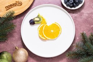 Фруктовая нарезка на год Лошади