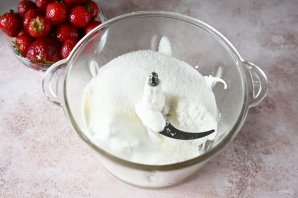 Клубничный пудинг - фото шаг 8
