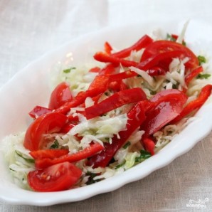 Витаминный салат из капусты - фото шаг 4