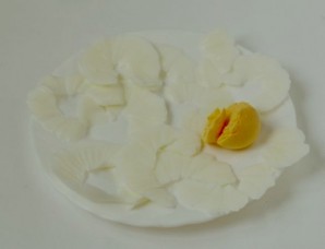 Салат "Нежность" с сыром - фото шаг 5