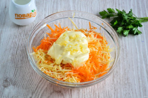 Салат из сырой моркови - фото шаг 4