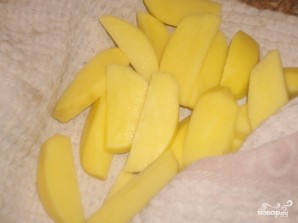 Ребрышки с картошкой в духовке - фото шаг 2