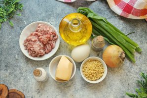 Макаронная запеканка с фаршем - фото шаг 1