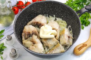 Минтай в майонезе - фото шаг 6