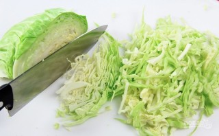 Салат с капустой и огурцами - фото шаг 1