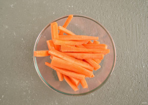 Морковные палочки - фото шаг 3