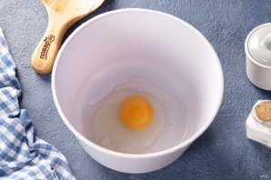 Тесто на сковороде - фото шаг 2