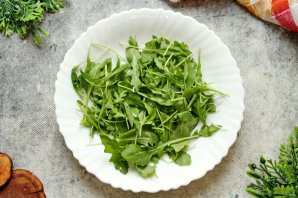 Новогодний салат с креветками - фото шаг 3