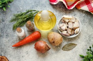 Суп из белых грибов замороженных - фото шаг 1