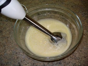 Омлет из яиц и молока - фото шаг 4