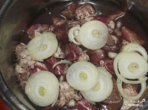 Картошка со свининой в духовке на противне - фото шаг 2
