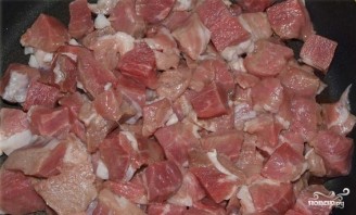 Мясо в горшочке со свининой - фото шаг 1