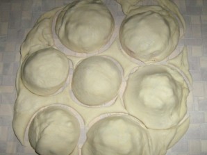 Пирожки с брынзой - фото шаг 5