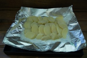 Запеканка картофельная с рыбными консервами - фото шаг 1