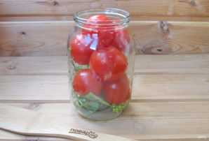 Маринованные помидоры на зиму без стерилизации - фото шаг 4