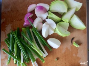 Тушеные овощи с лимоном, зеленью и сливочным маслом - фото шаг 3