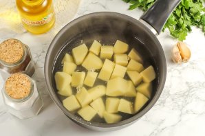 Кукурузный суп с фрикадельками - фото шаг 2
